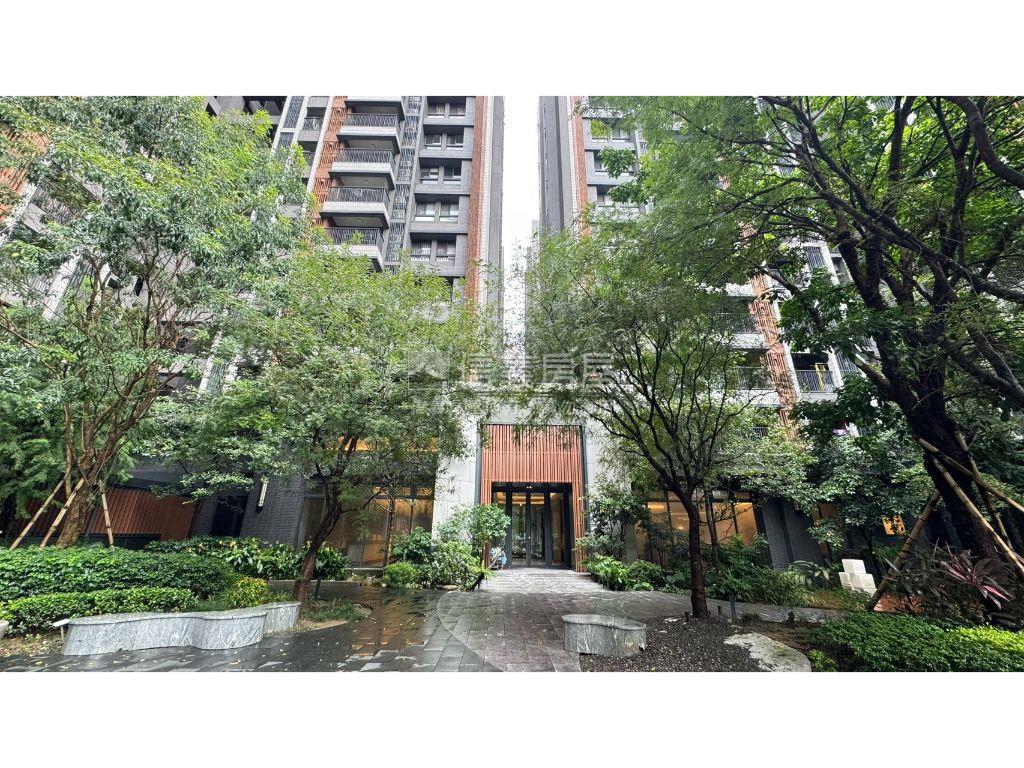 專任～聚作精裝二房二衛房屋室內格局與周邊環境