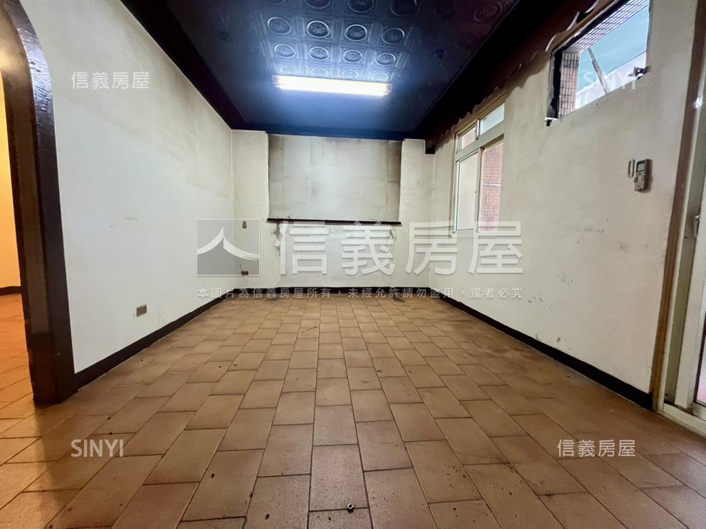 低樓層方正格局房屋室內格局與周邊環境
