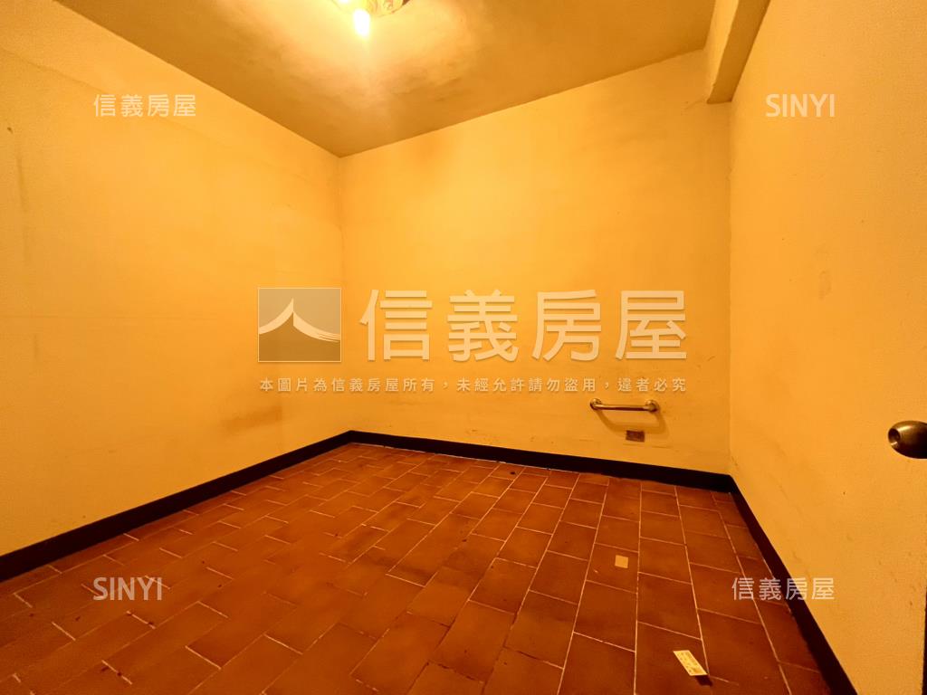 低樓層方正格局房屋室內格局與周邊環境