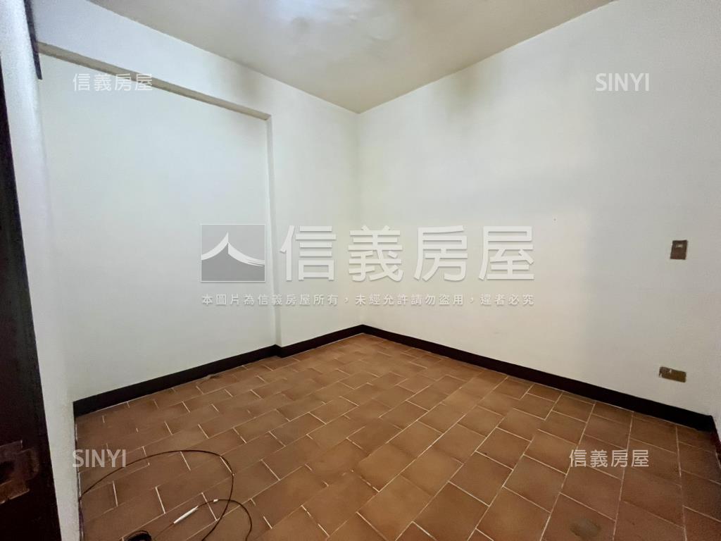 低樓層方正格局房屋室內格局與周邊環境