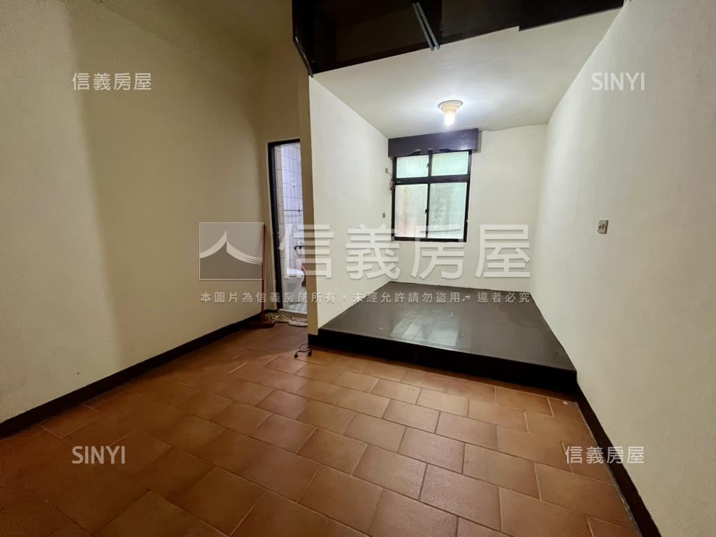 低樓層方正格局房屋室內格局與周邊環境