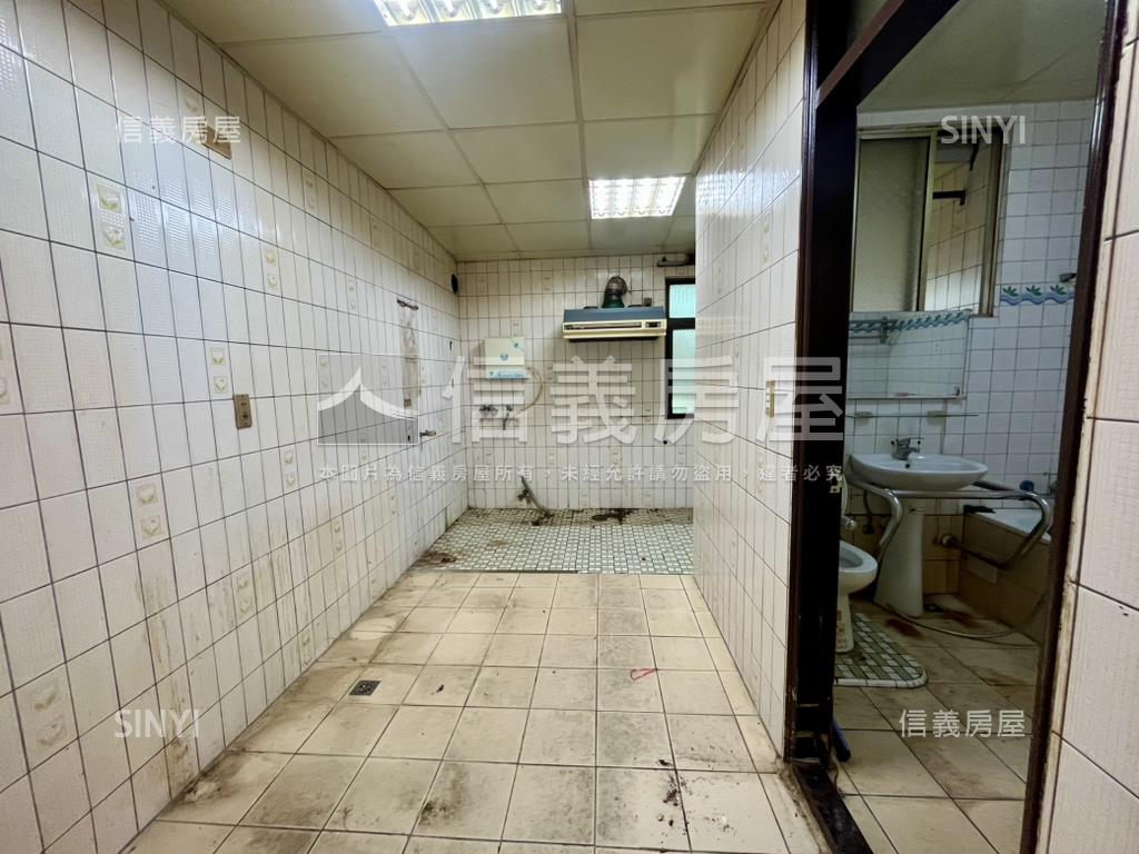低樓層方正格局房屋室內格局與周邊環境