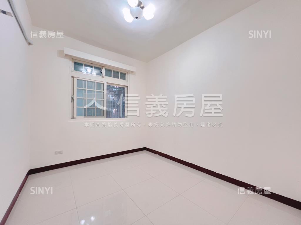 低總價南勢裝潢２樓美寓房屋室內格局與周邊環境