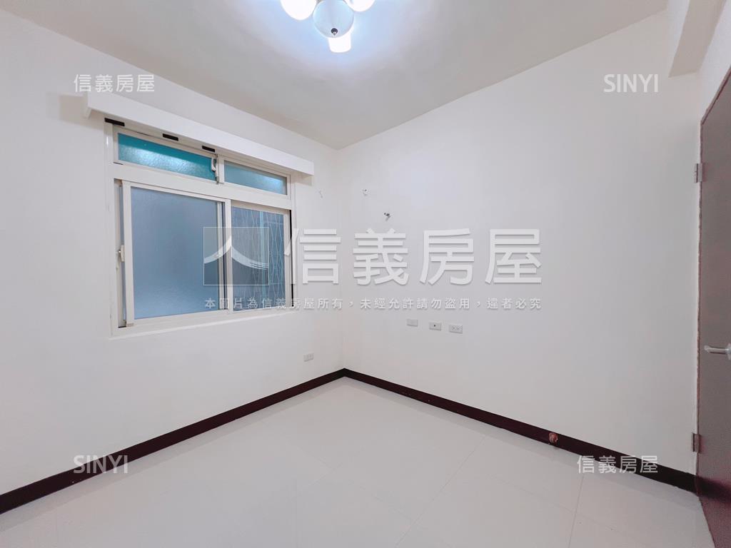 低總價南勢裝潢２樓美寓房屋室內格局與周邊環境