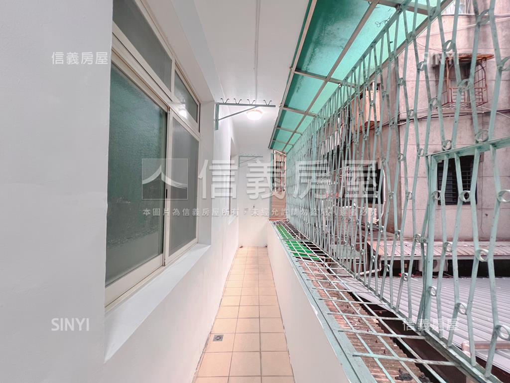 低總價南勢裝潢２樓美寓房屋室內格局與周邊環境