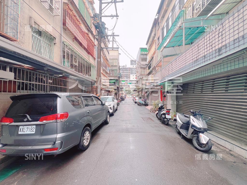 低總價南勢裝潢２樓美寓房屋室內格局與周邊環境