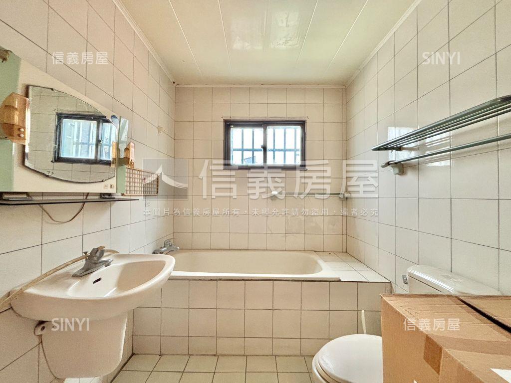 約１０米面寬大地坪透店優房屋室內格局與周邊環境