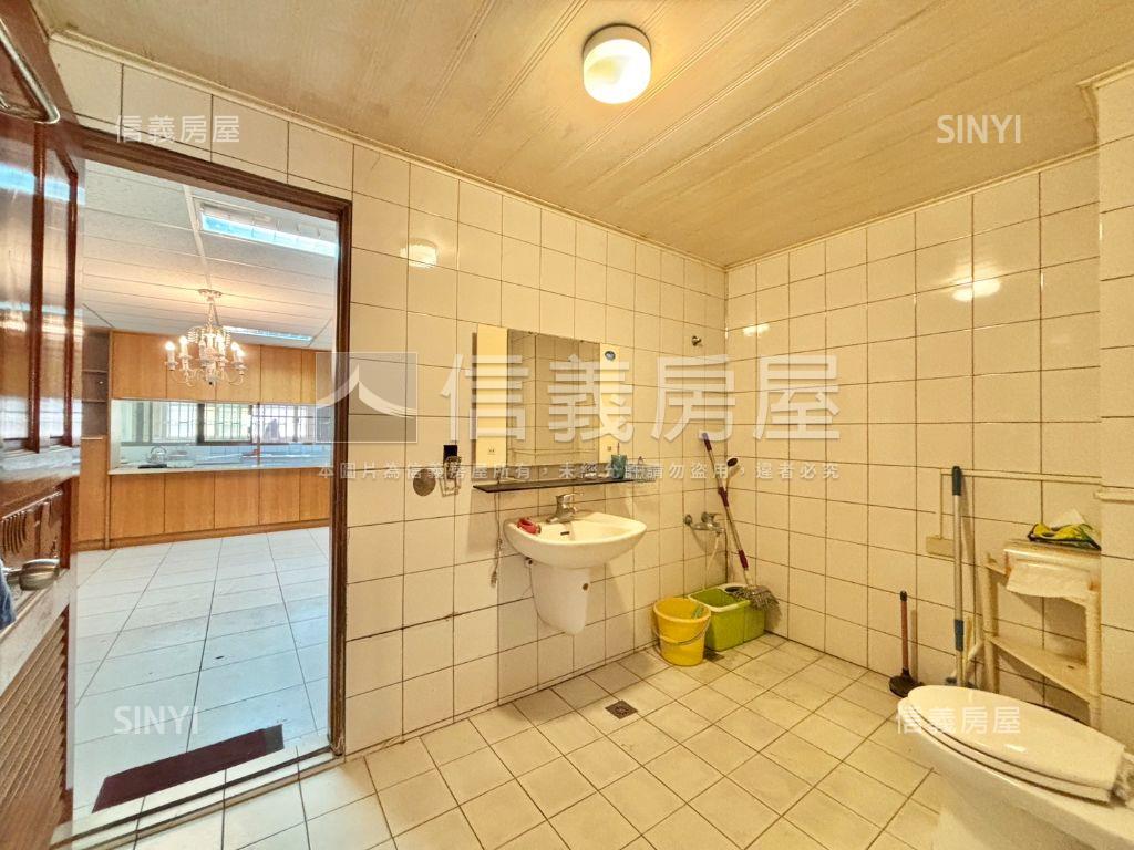 約１０米面寬大地坪透店優房屋室內格局與周邊環境