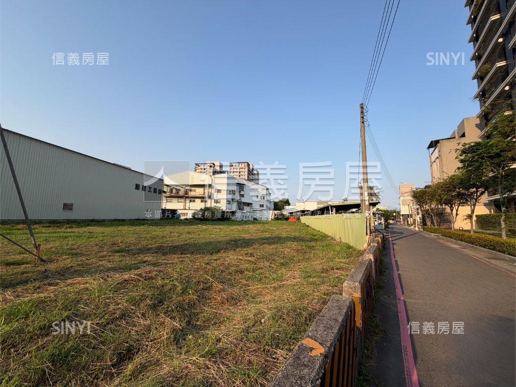 近文山稀有乙種工業用地房屋室內格局與周邊環境