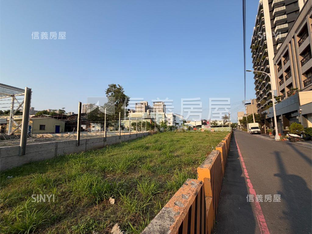 近文山稀有乙種工業用地房屋室內格局與周邊環境