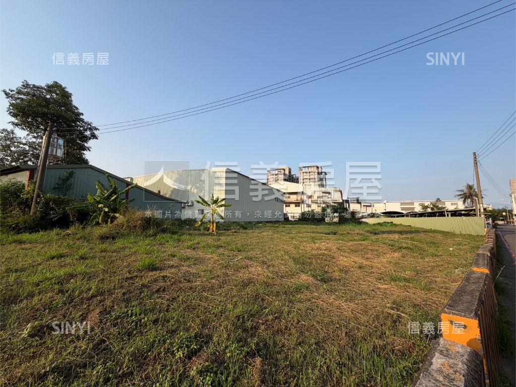 近文山稀有乙種工業用地房屋室內格局與周邊環境