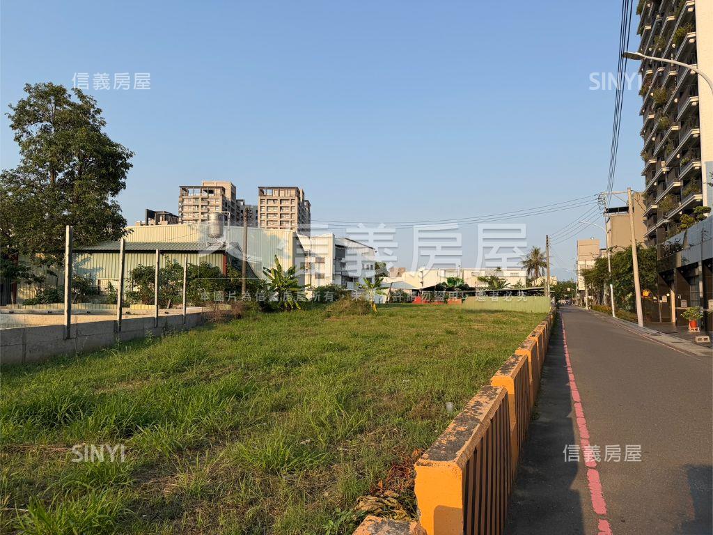 近文山稀有乙種工業用地房屋室內格局與周邊環境