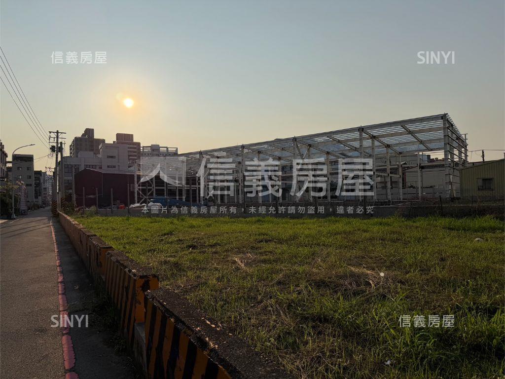 近文山稀有乙種工業用地房屋室內格局與周邊環境