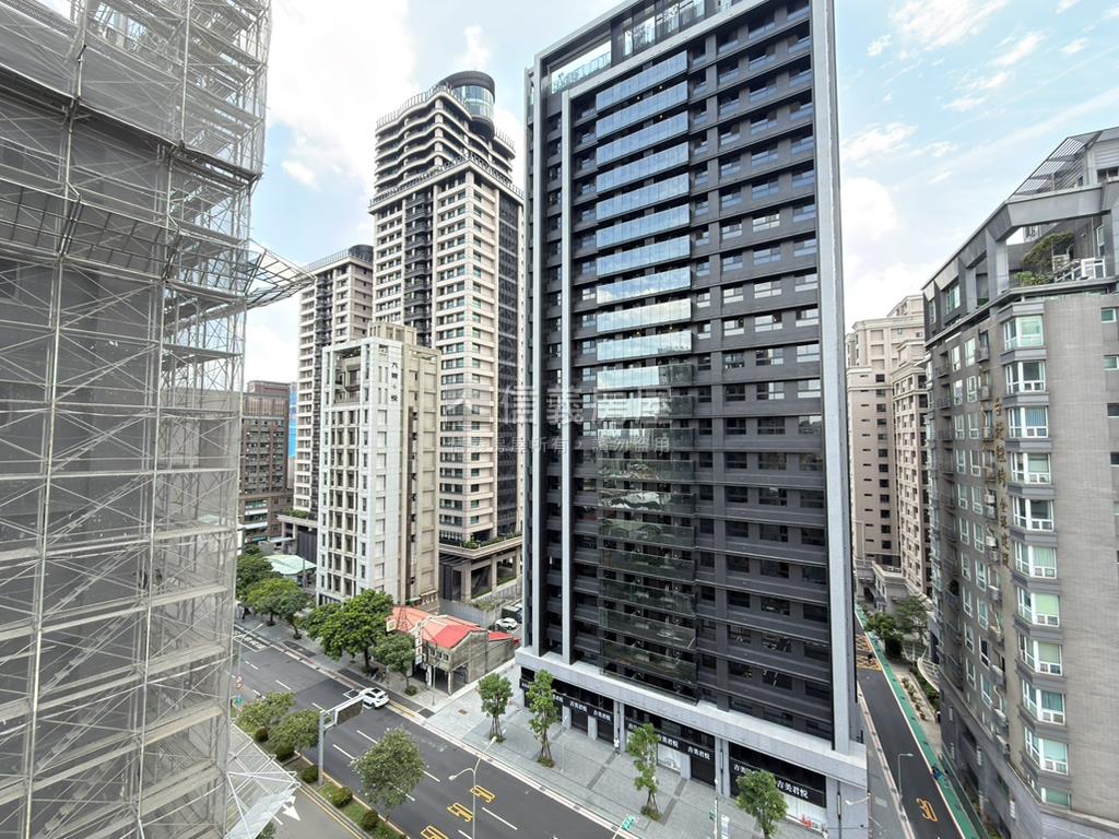 全新頂峰｛和邦羅斯芙｝房屋室內格局與周邊環境