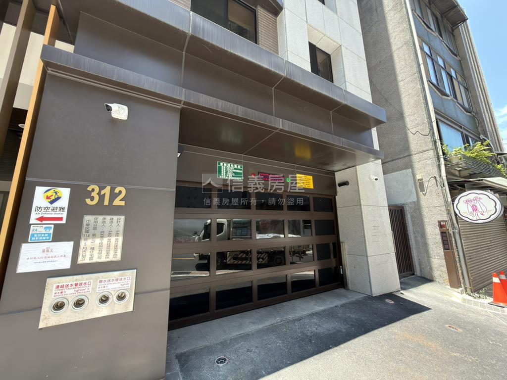 全新頂峰｛和邦羅斯芙｝房屋室內格局與周邊環境