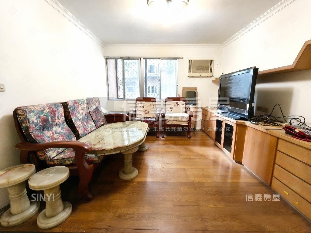 科技大樓雅緻電梯三房房屋室內格局與周邊環境