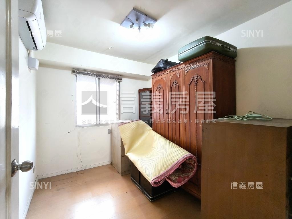 科技大樓雅緻電梯三房房屋室內格局與周邊環境