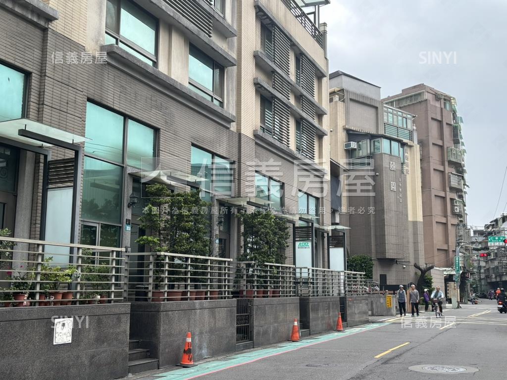 近捷運徐匯中學站囍園房屋室內格局與周邊環境