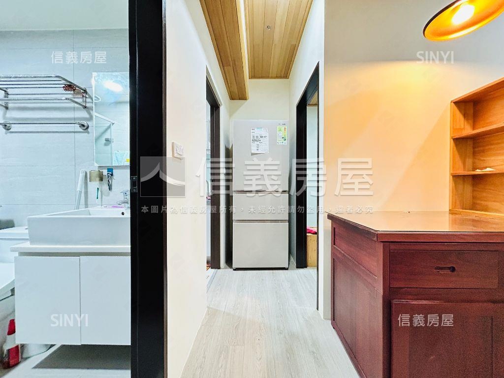 新品苑質感木質調魔術空間房屋室內格局與周邊環境