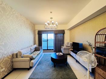 近楊梅幼獅交流道三房車位