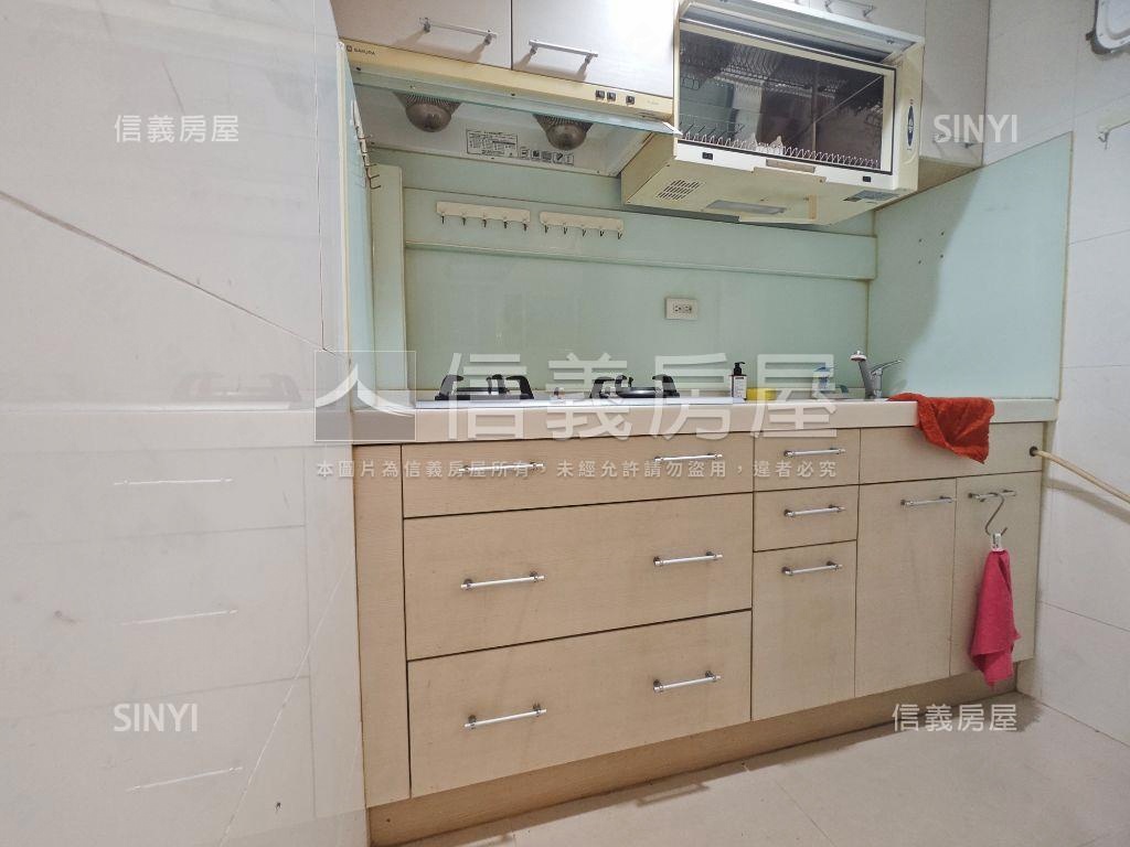 雙連捷運國賓好漾房屋室內格局與周邊環境