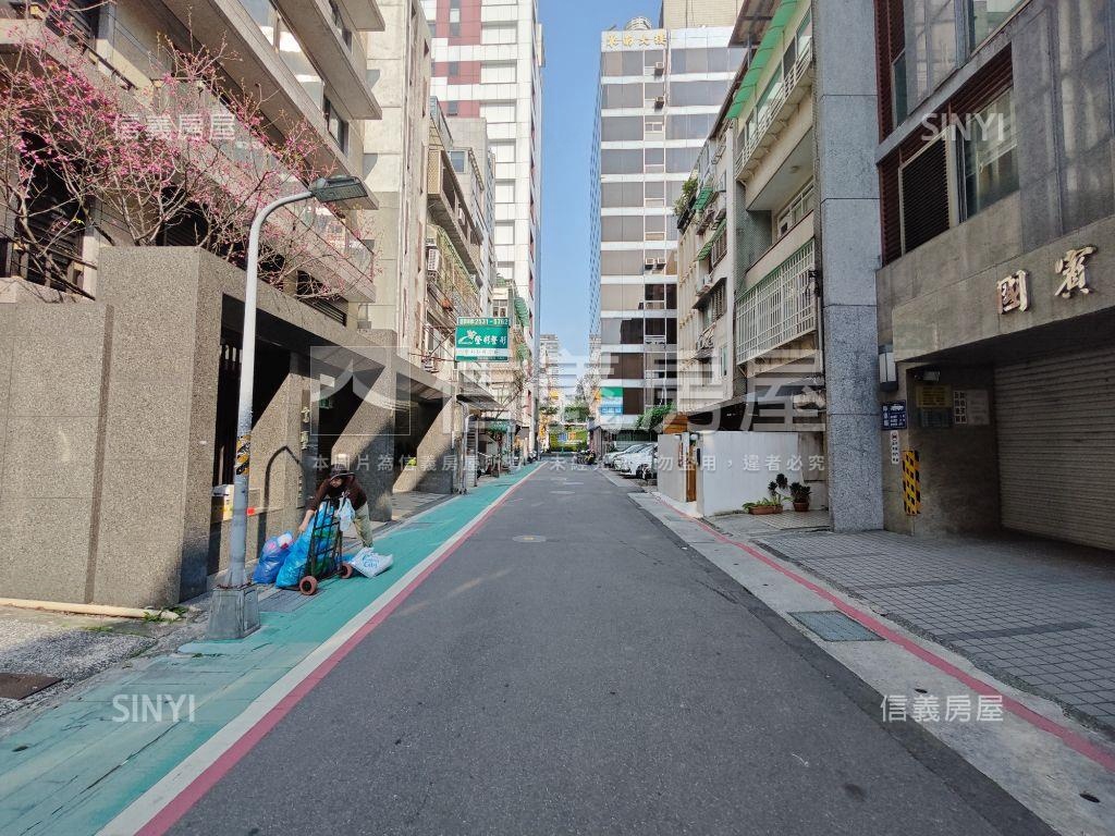 雙連捷運國賓好漾房屋室內格局與周邊環境
