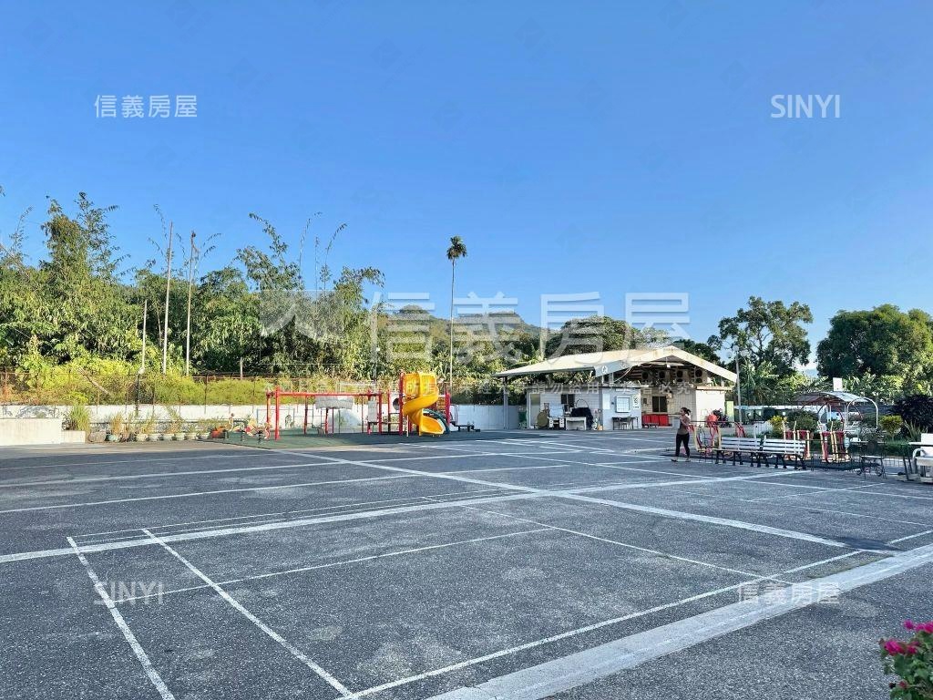 俗！太平邊間有車位透天房屋室內格局與周邊環境