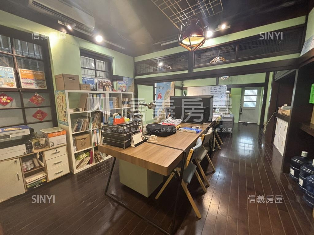 哈瑪星大面寬透店房屋室內格局與周邊環境