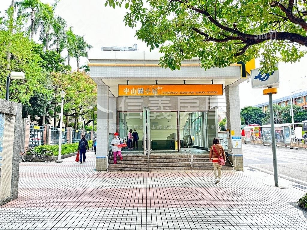 晴光商圈黃金金店面房屋室內格局與周邊環境