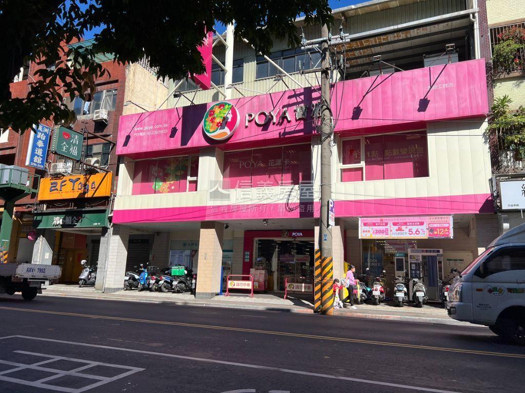 專任陸光三房車位房屋室內格局與周邊環境