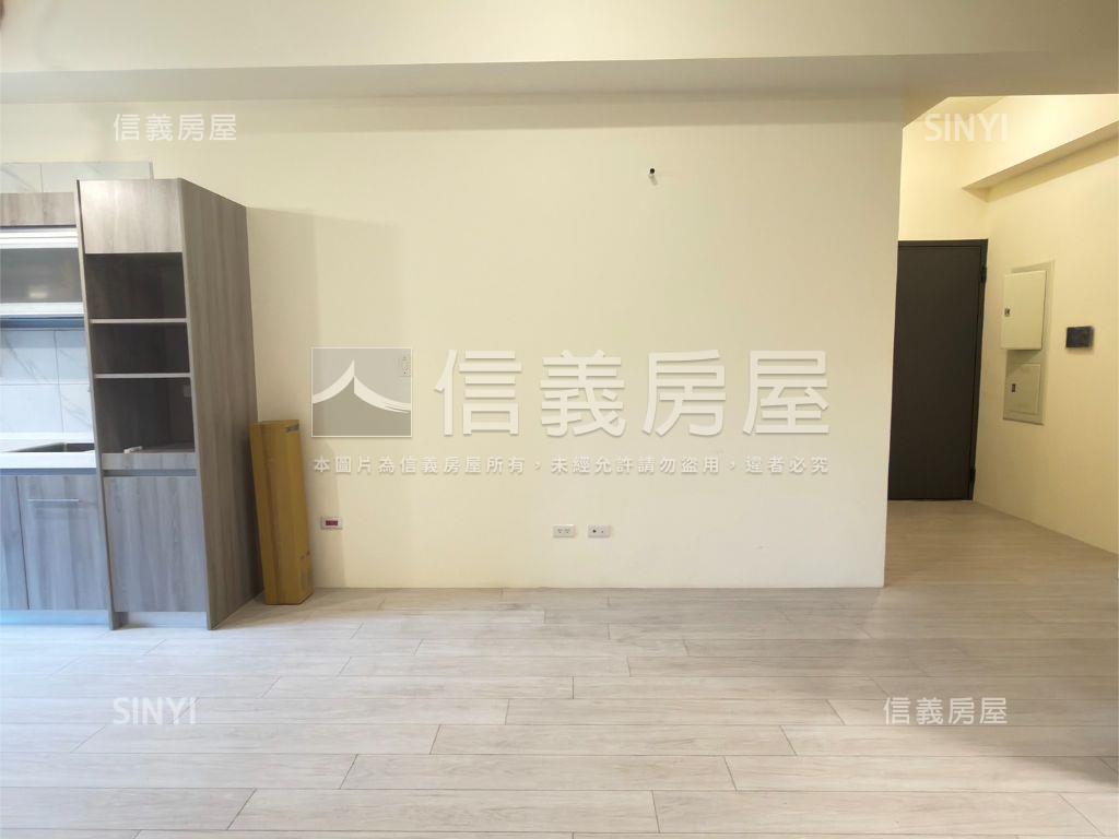 新潤花路精緻露台三房車位房屋室內格局與周邊環境