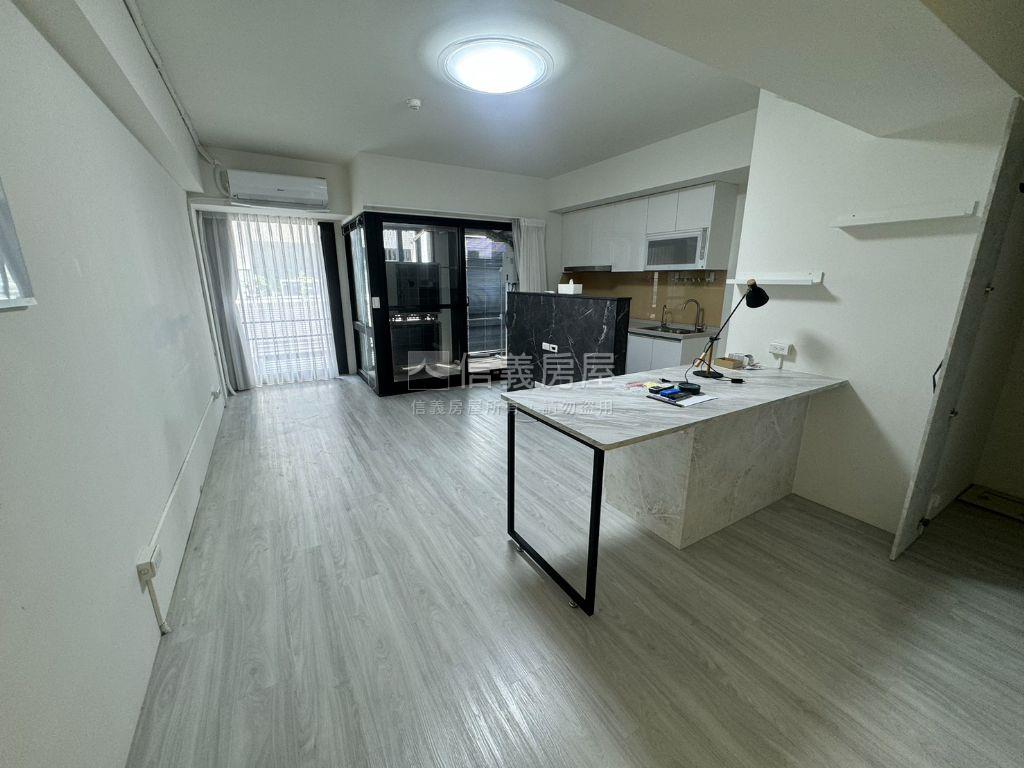 金雅。附美裝潢店住平車位房屋室內格局與周邊環境