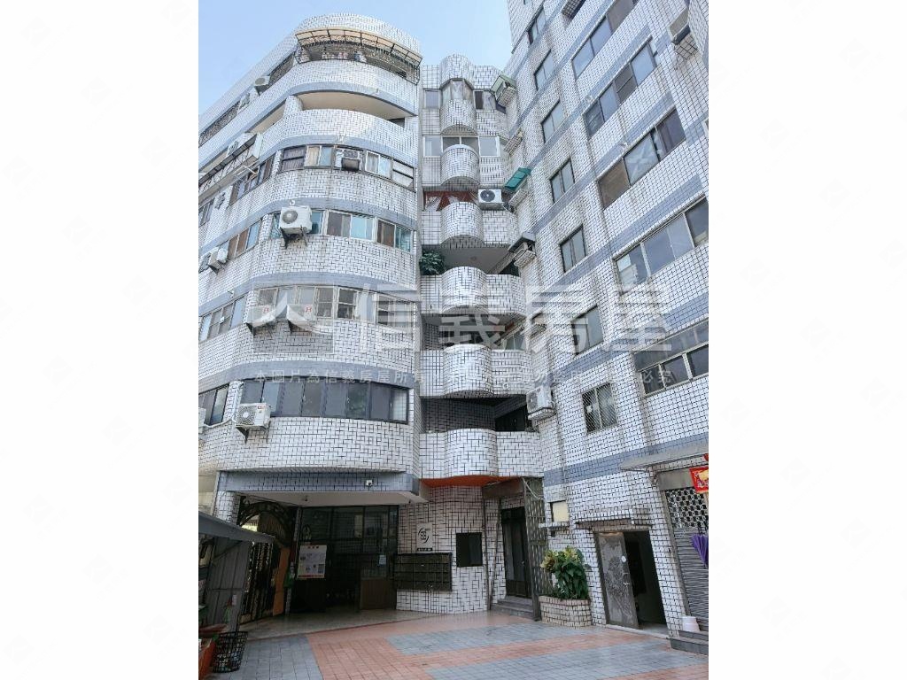 豐原機能佳金地段孝親宅房屋室內格局與周邊環境