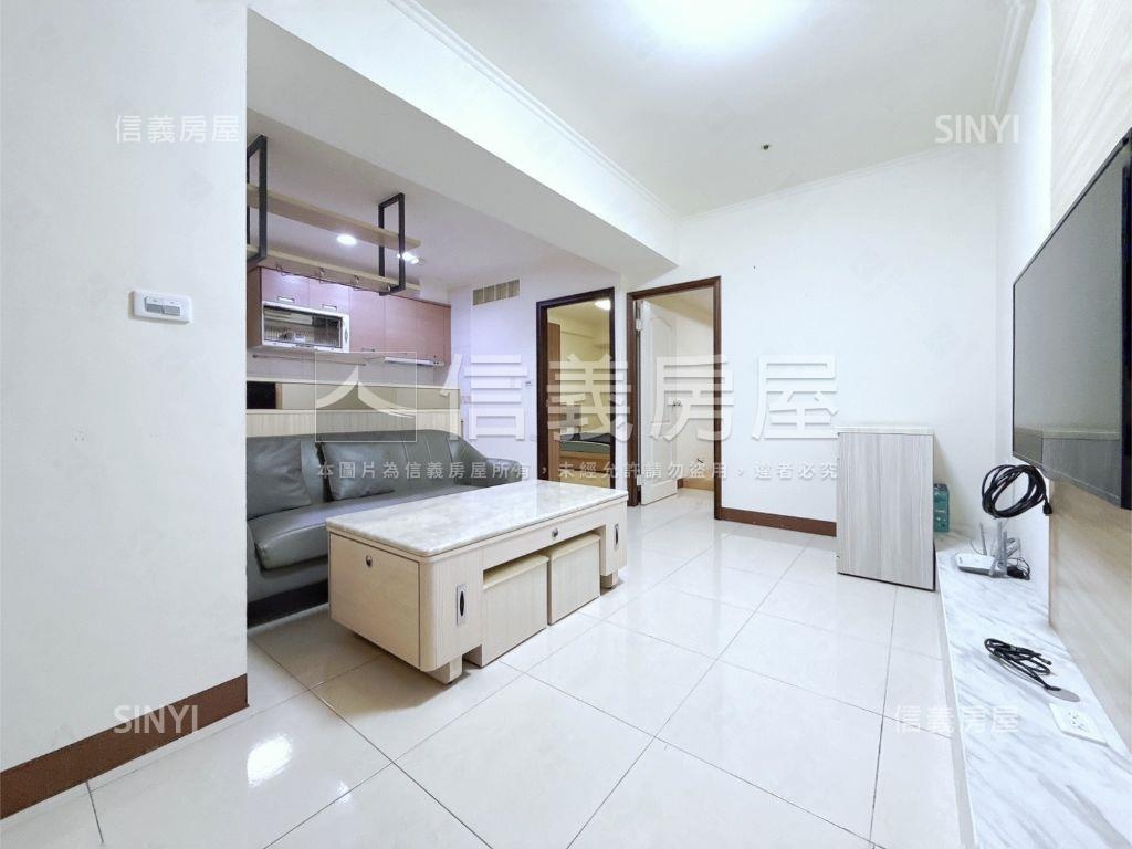 采翔天☀️陽台進出大兩房房屋室內格局與周邊環境