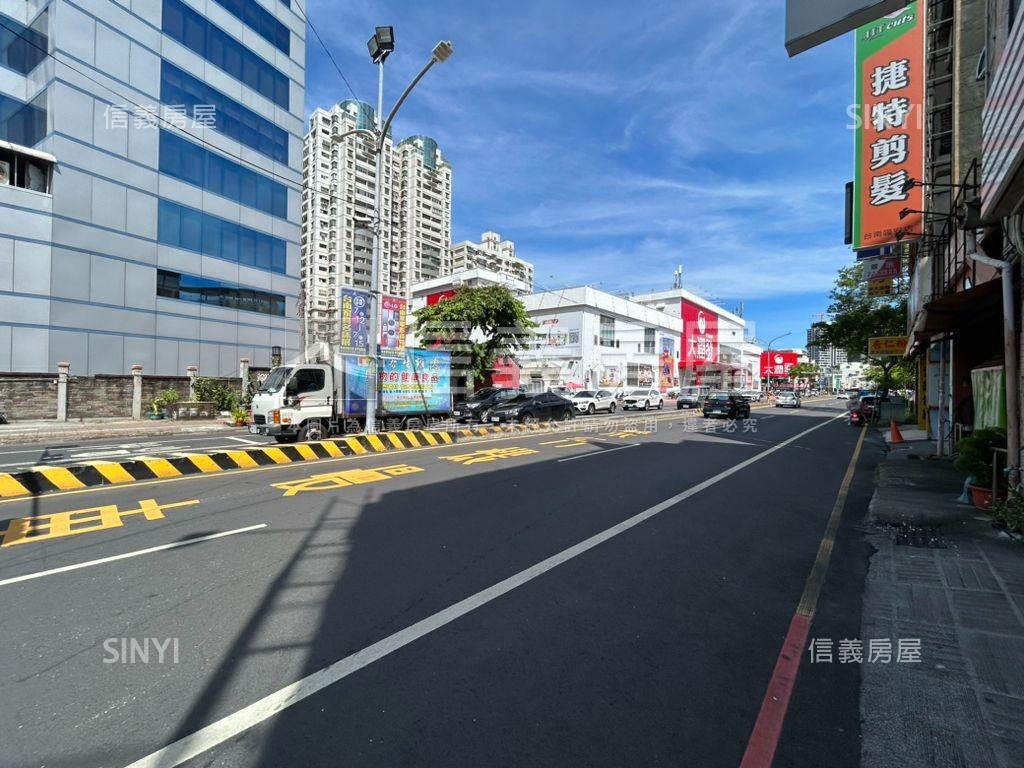 正西門路整層多用途空間房屋室內格局與周邊環境