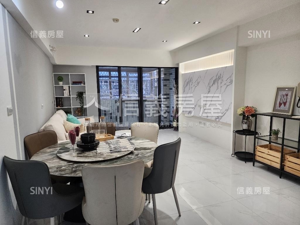 中華裝潢３房車位房屋室內格局與周邊環境