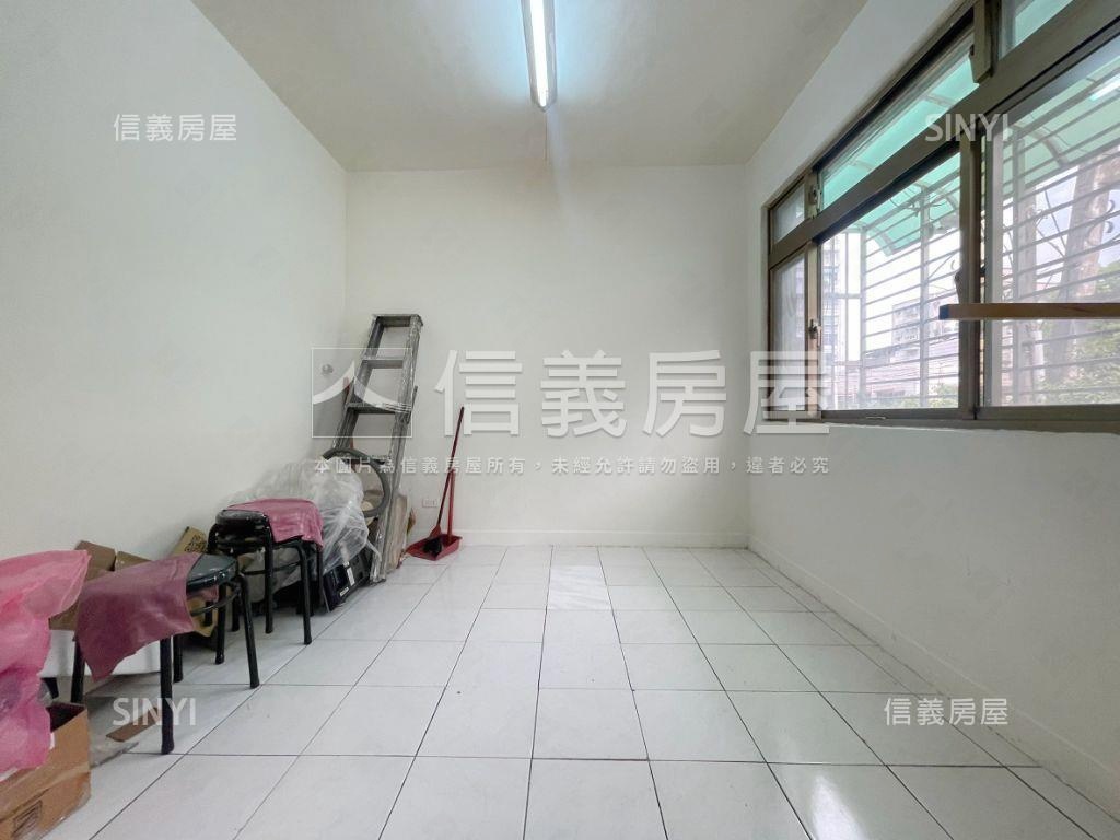 優！二樓！重慶國中旁美寓房屋室內格局與周邊環境