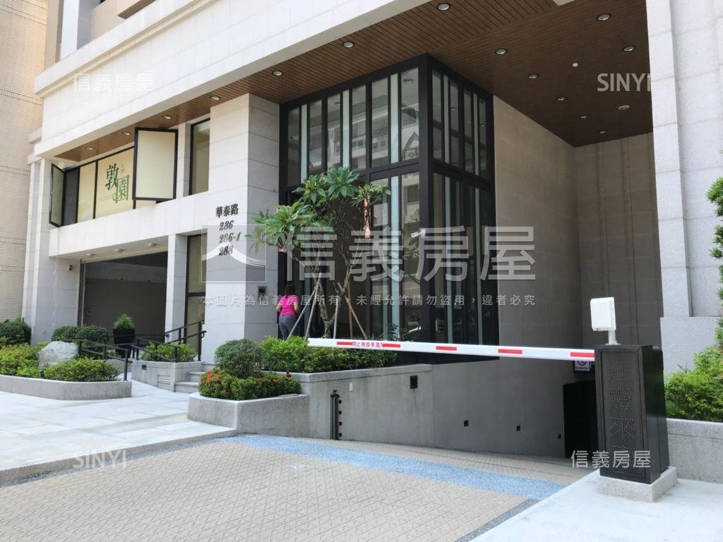 高樓景觀三房搭雙平面車位房屋室內格局與周邊環境