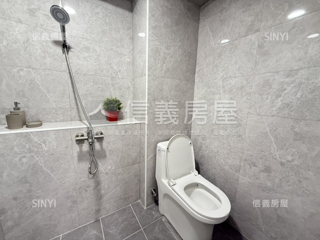 南屯低總價方正美三房房屋室內格局與周邊環境