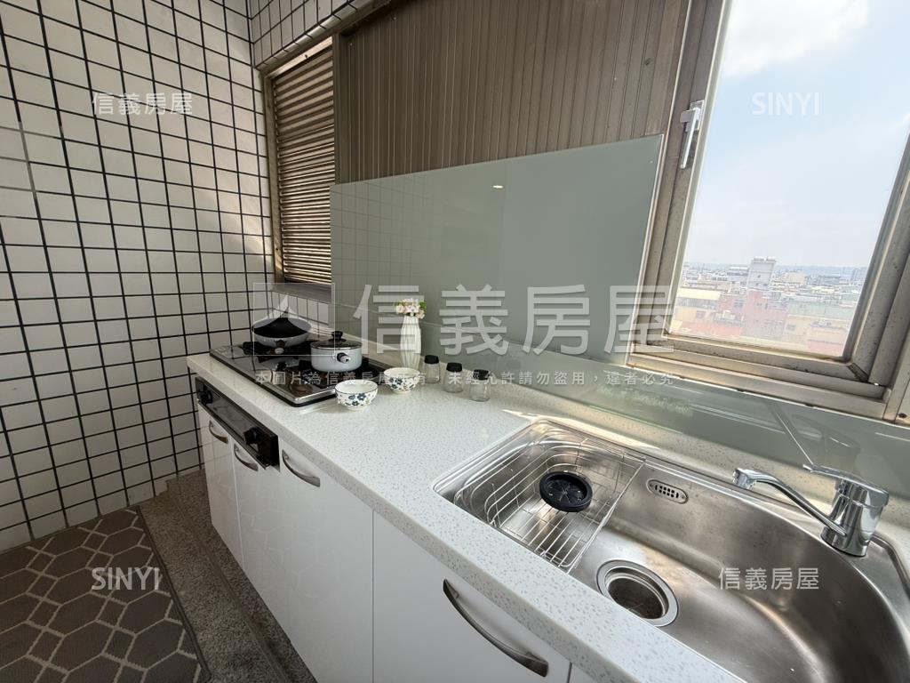 南屯低總價方正美三房房屋室內格局與周邊環境