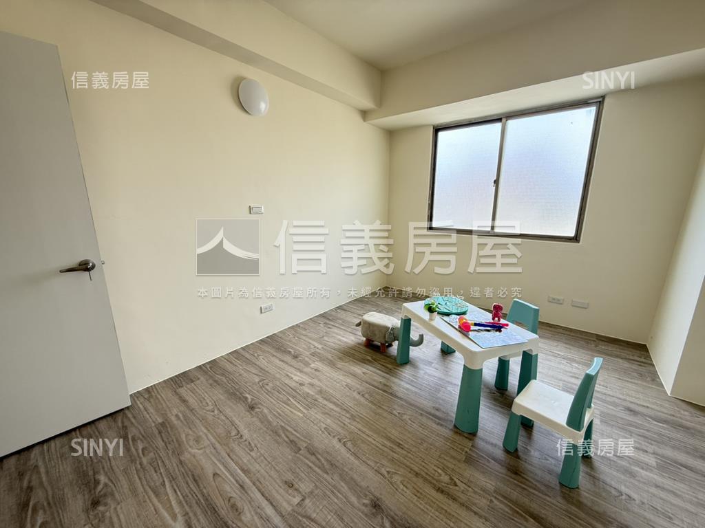 南屯低總價方正美三房房屋室內格局與周邊環境
