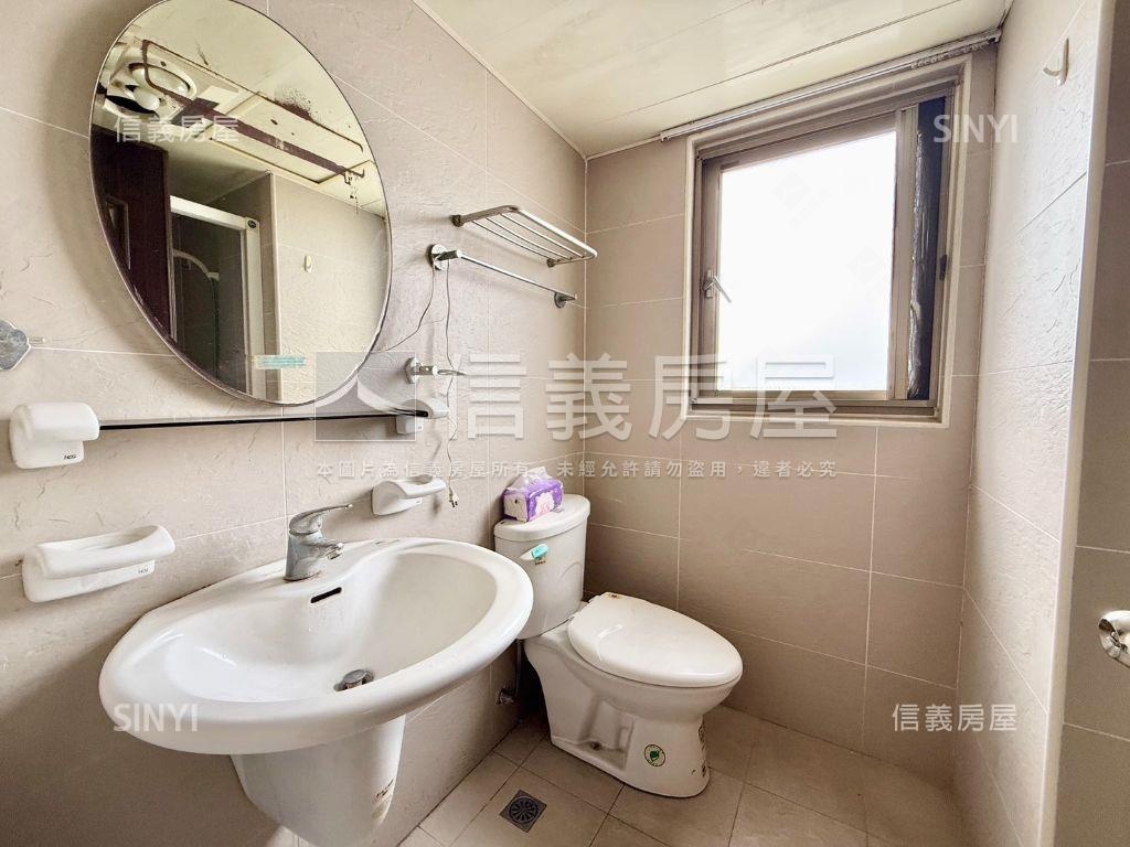 站前威力｜衛浴開窗２房房屋室內格局與周邊環境