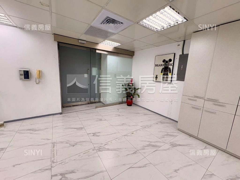 財經天廈明亮大辦公房屋室內格局與周邊環境