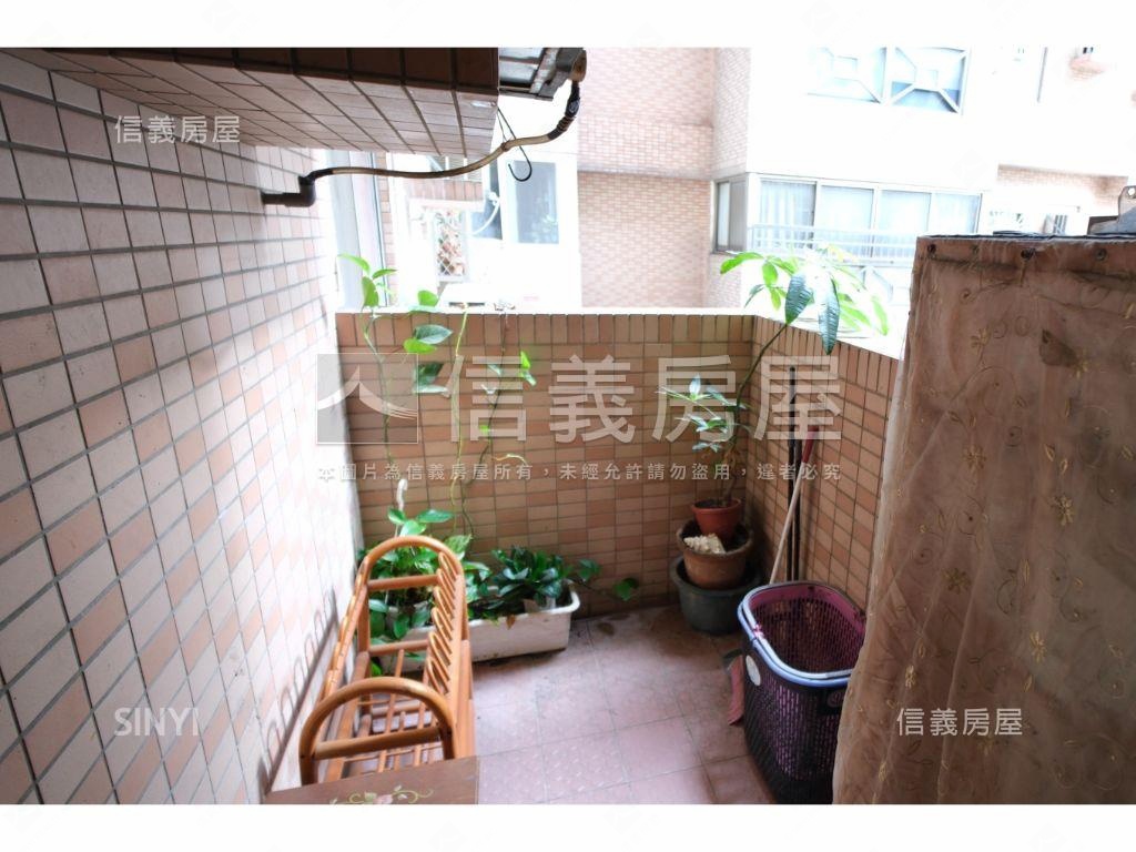 近捷運優質社區舒適三房房屋室內格局與周邊環境