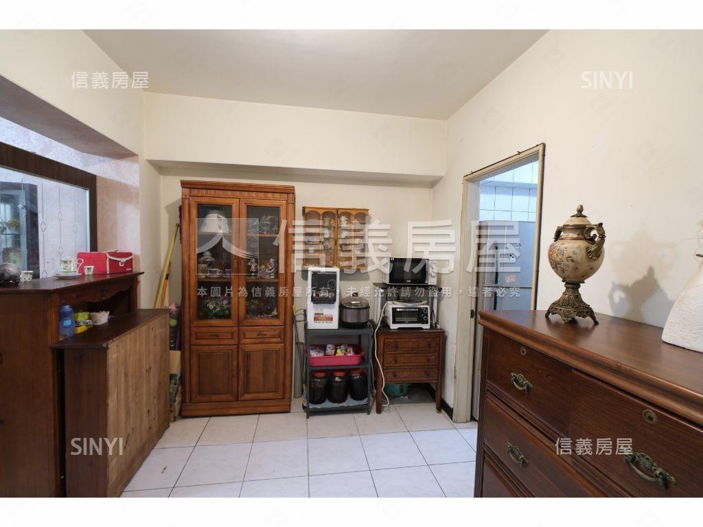 近捷運優質社區舒適三房房屋室內格局與周邊環境