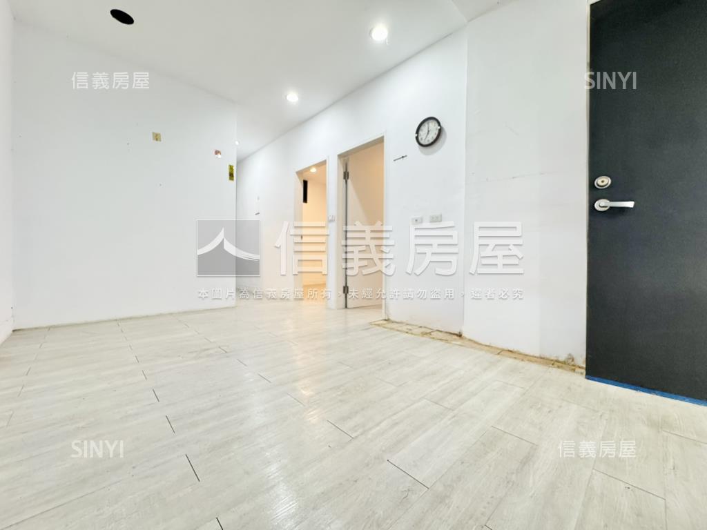 專任★近沙鹿高工臨路透天房屋室內格局與周邊環境