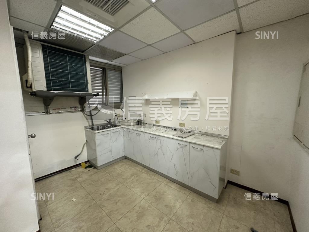 忠孝家美鋼骨高樓美景辦公房屋室內格局與周邊環境