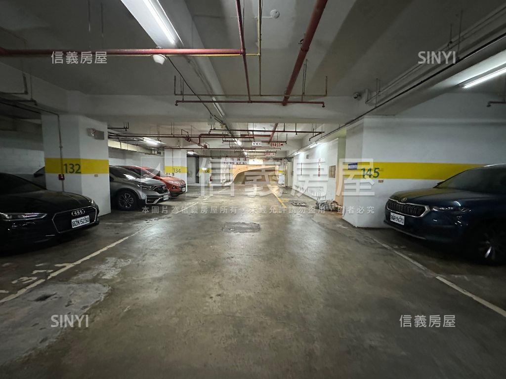 忠孝家美鋼骨高樓美景辦公房屋室內格局與周邊環境