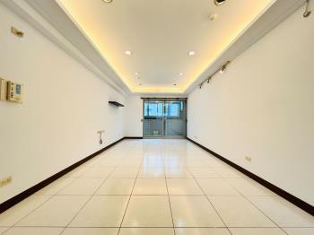 近三重站。前後陽台大空間