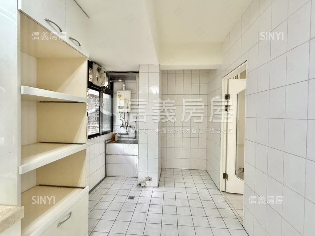 中正路靜巷邊間美寓房屋室內格局與周邊環境